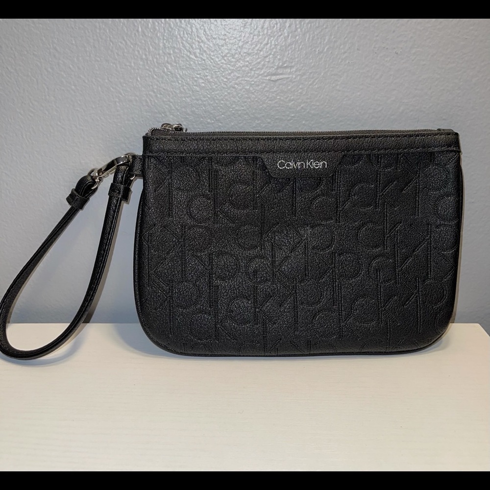 Calvin Klein Zip Wristlet